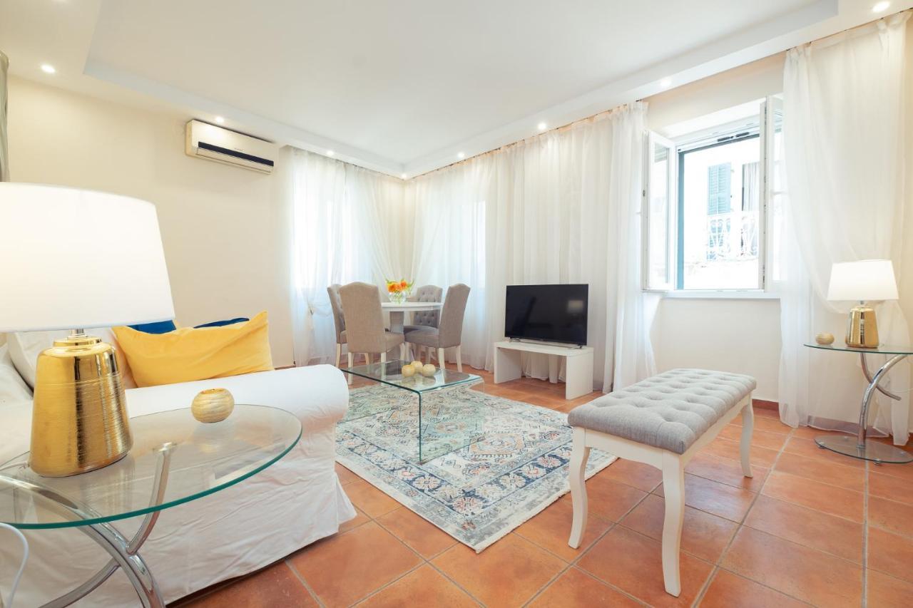Old Town Gem - Elegant Guilford Apartment Corfu  Extérieur photo