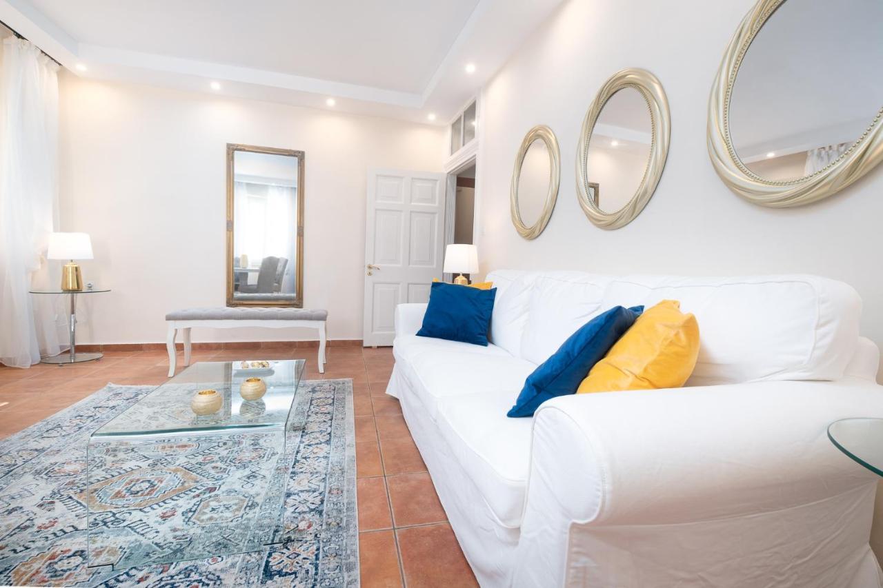 Old Town Gem - Elegant Guilford Apartment Corfu  Extérieur photo